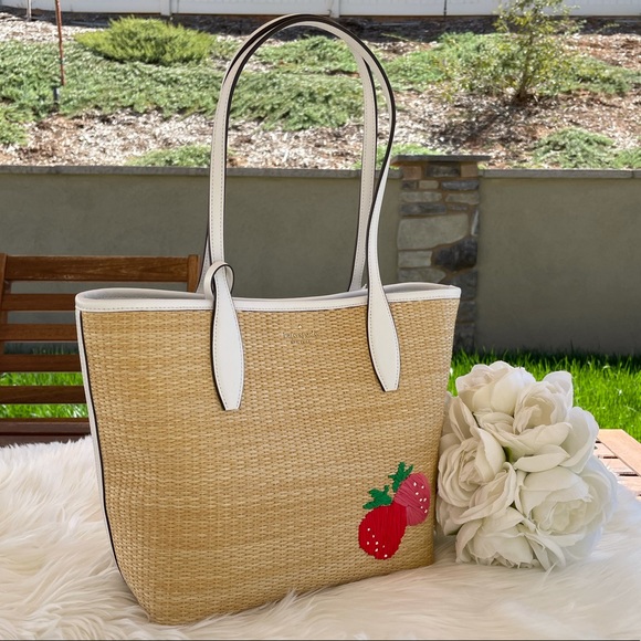 Kate Spade Picnic in the Park Small Tote - Picture 4 of 8